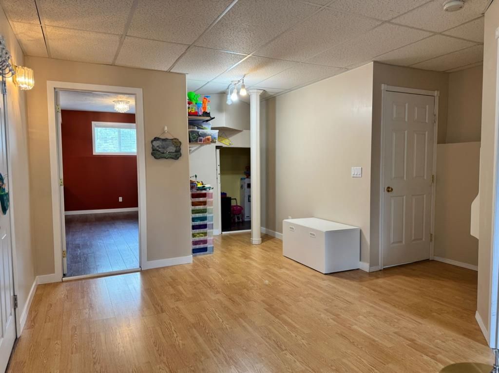 6001 90A Street  - Photo 29