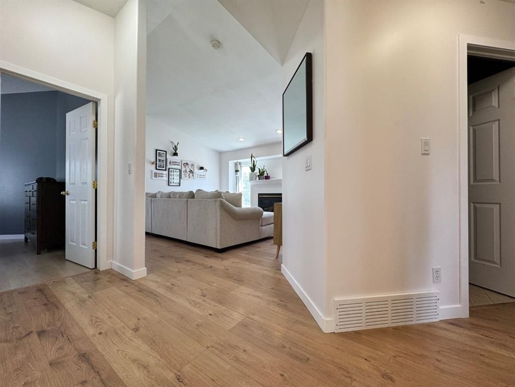 6001 90A Street  - Photo 5