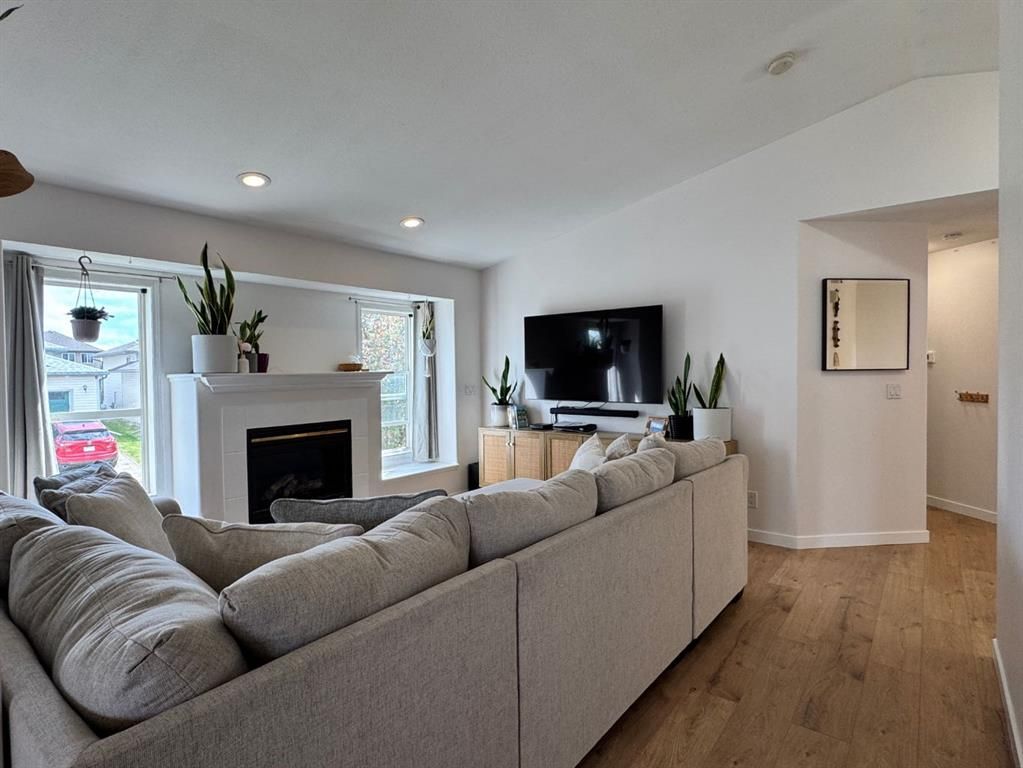 6001 90A Street  - Photo 8