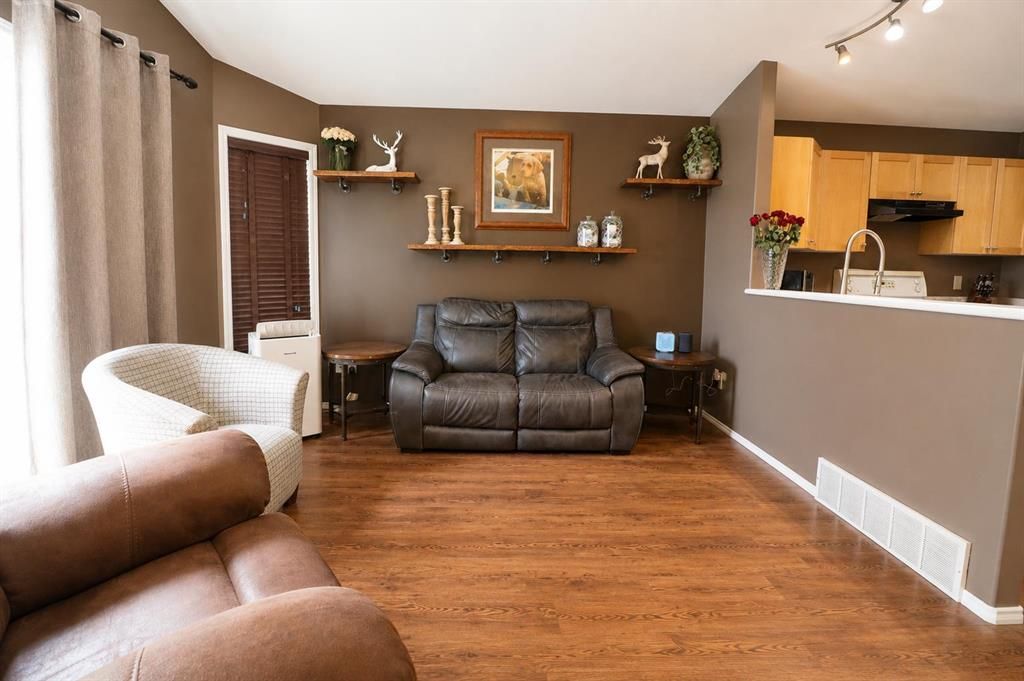 8818 65 Avenue   - Photo 4