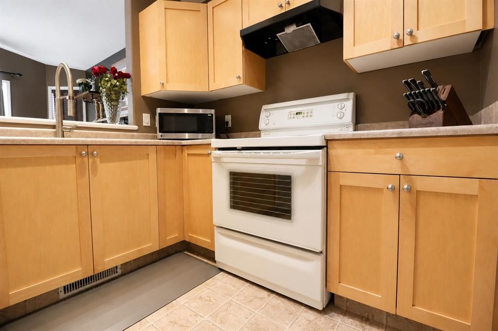 8818 65 Avenue   - Photo 8
