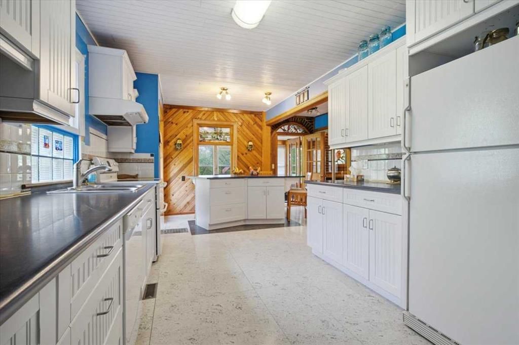 723058 Range Road 95   - Photo 5