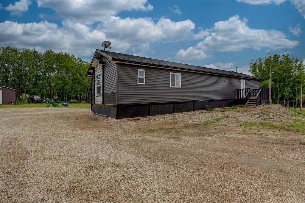 1, 744018 Range Road 63   - Photo 5