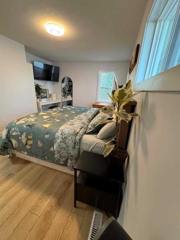 9410 80 Avenue  - Photo 6