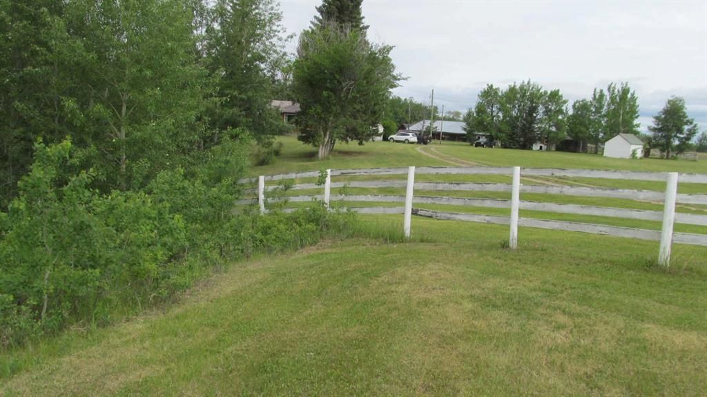 725060 Highway 43   - Photo 12