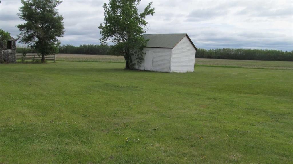 725060 Highway 43   - Photo 15