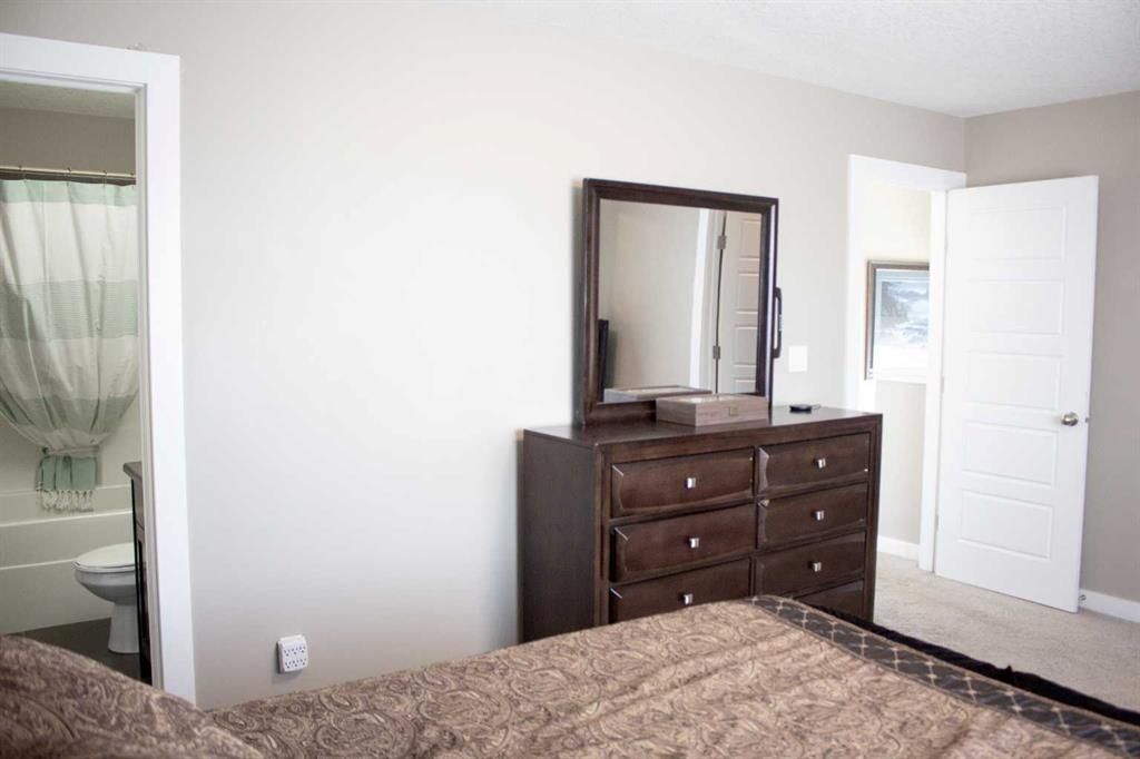 10305 Royal Oaks Drive  - Photo 16