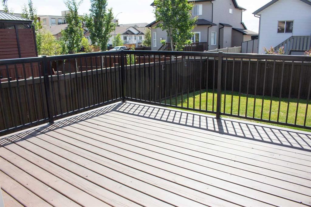 10305 Royal Oaks Drive  - Photo 26