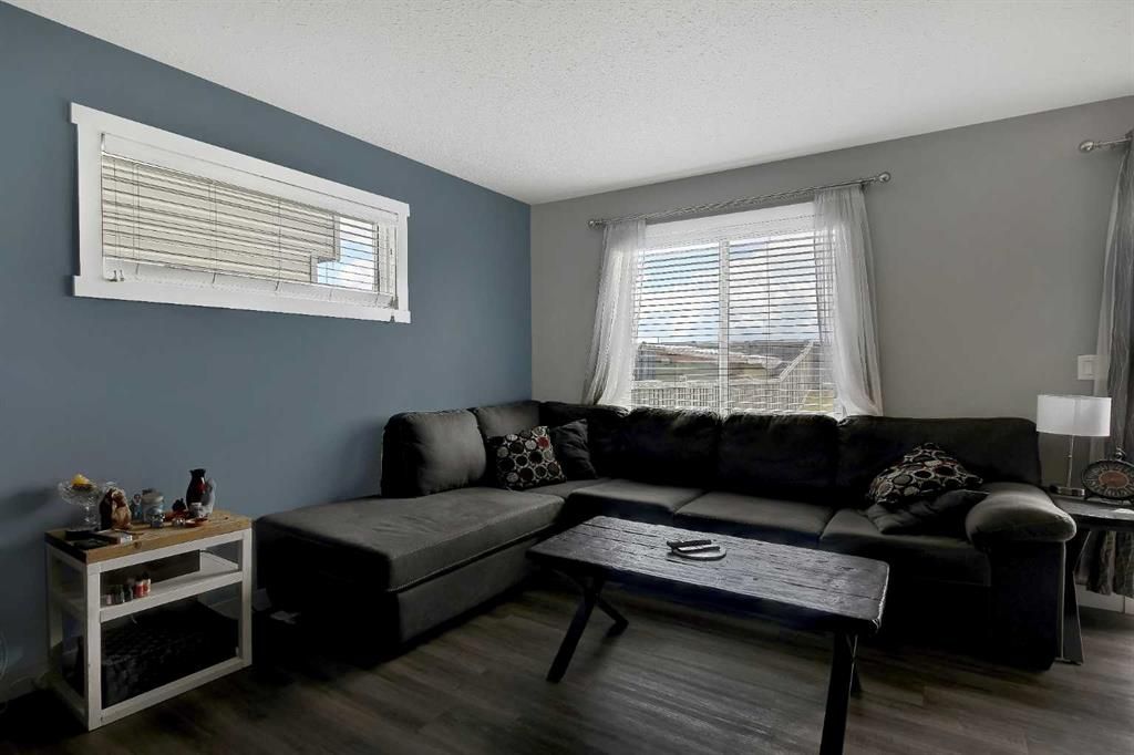 8443 101 Avenue  - Photo 4