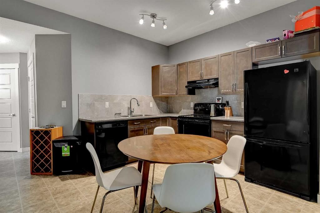 10138 85A Street  - Photo 22