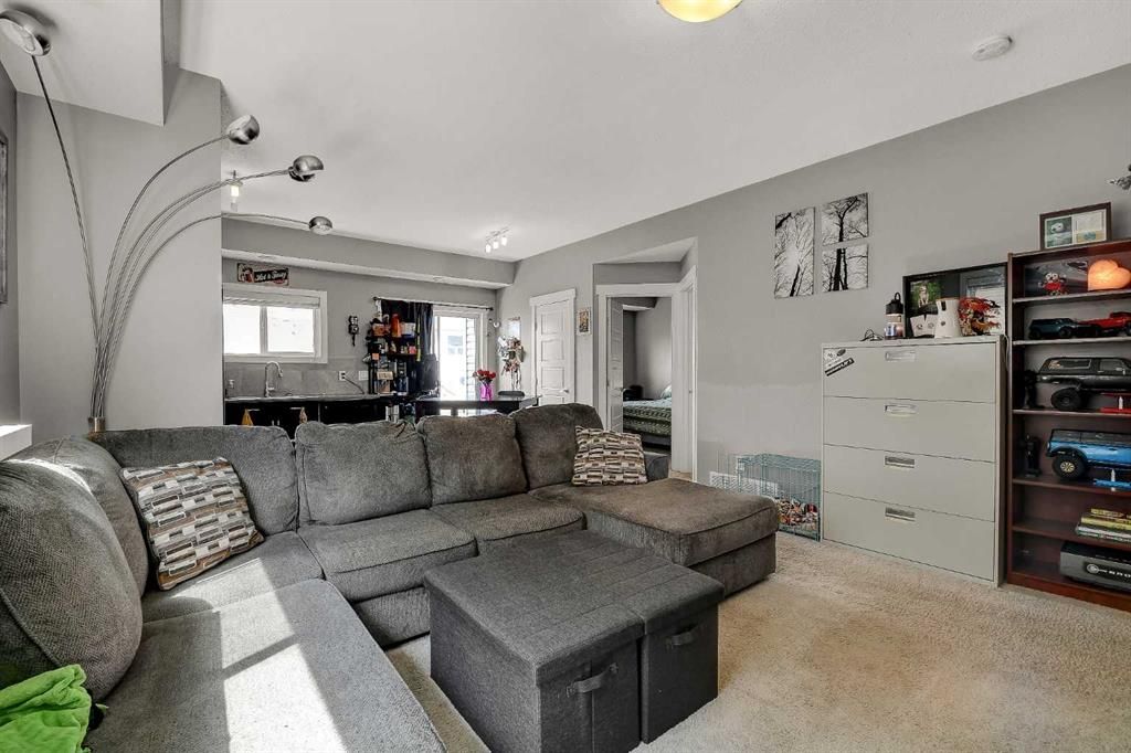 10138 85A Street  - Photo 4