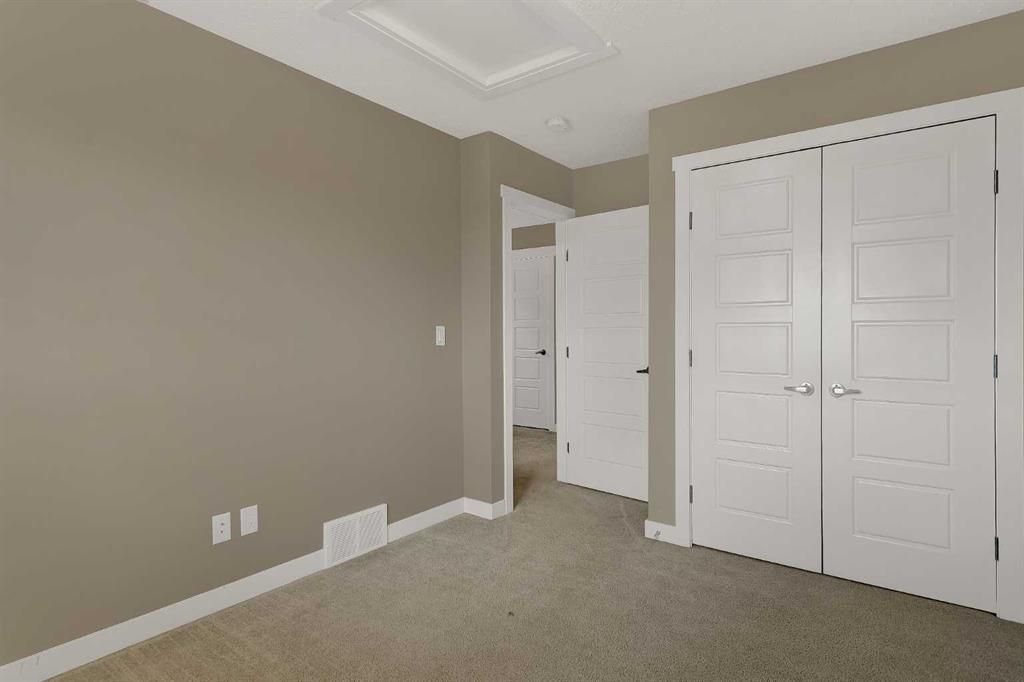 8445 101 Avenue  - Photo 15
