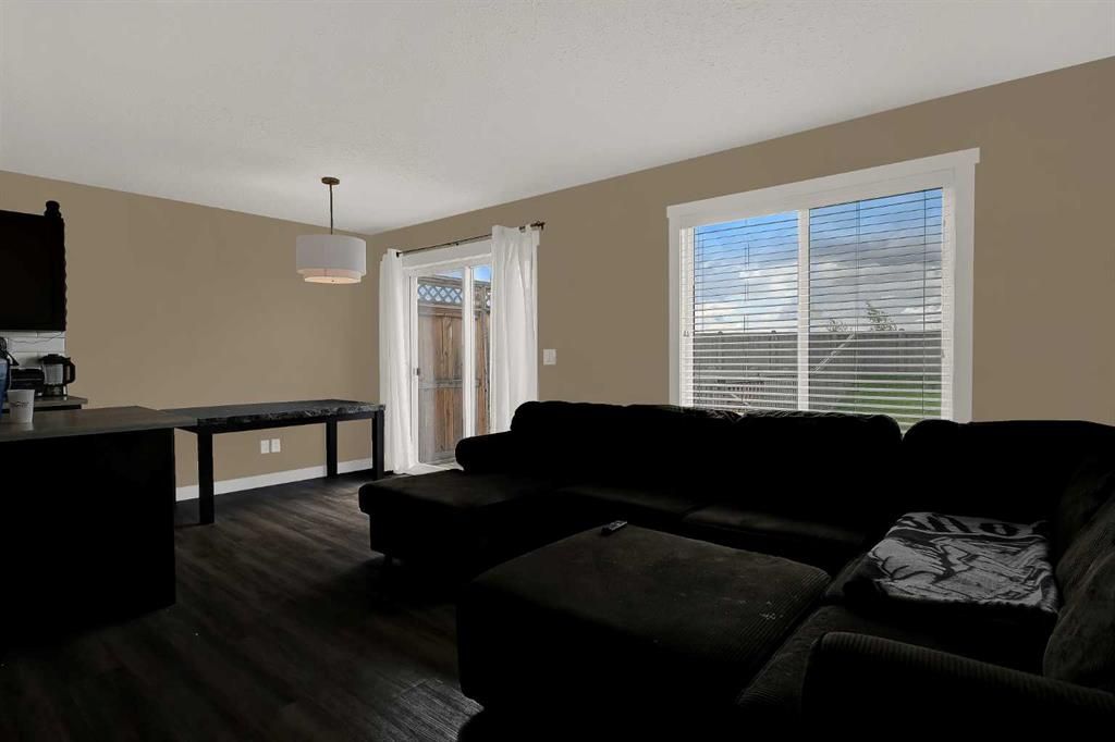 8445 101 Avenue  - Photo 4