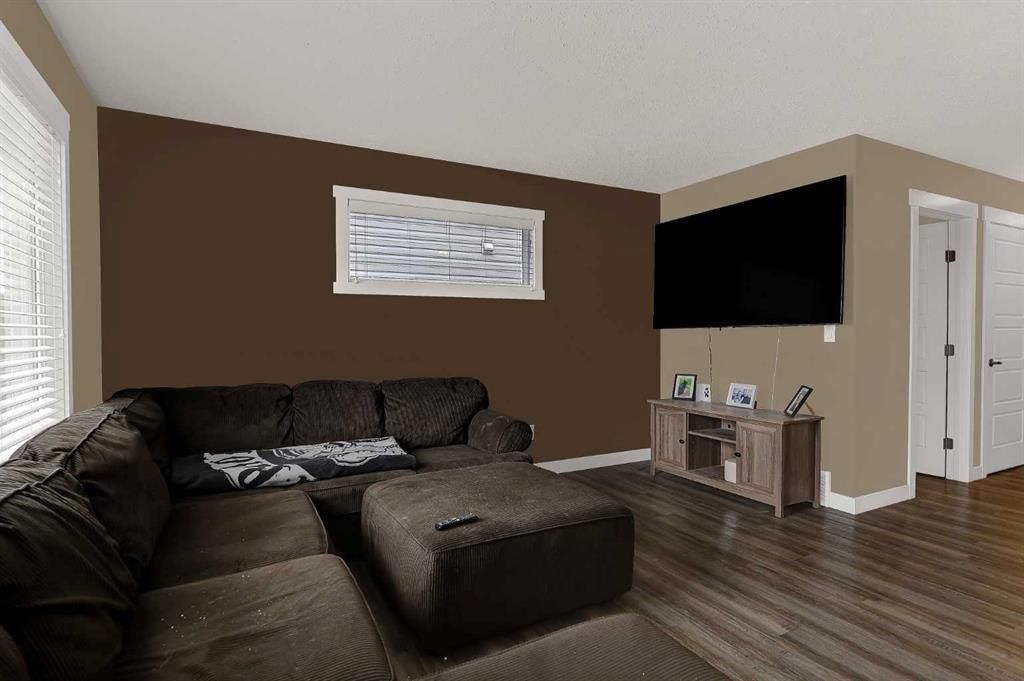 8445 101 Avenue  - Photo 5