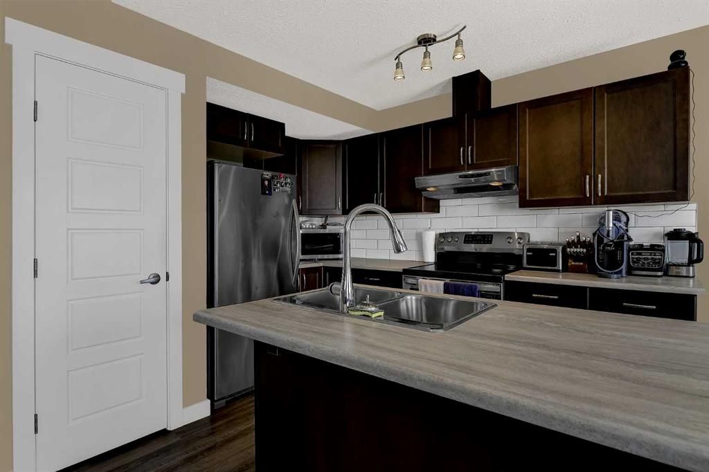 8445 101 Avenue  - Photo 6