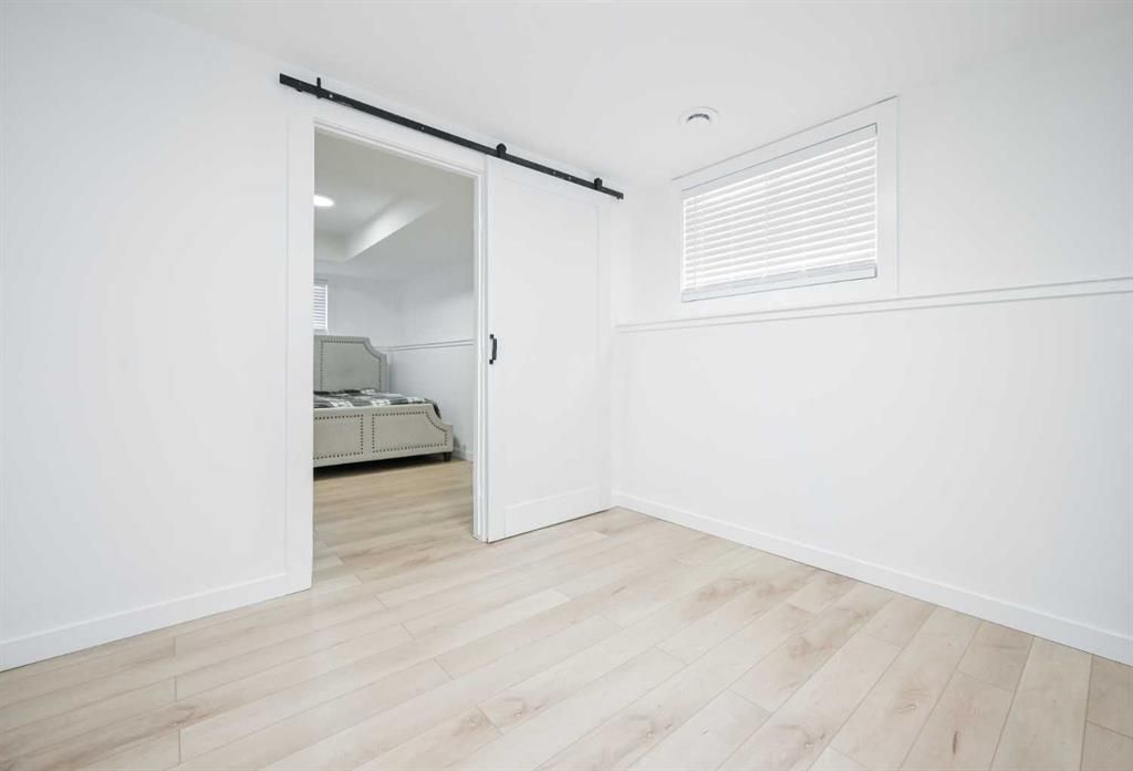 9086 81 Avenue  - Photo 25
