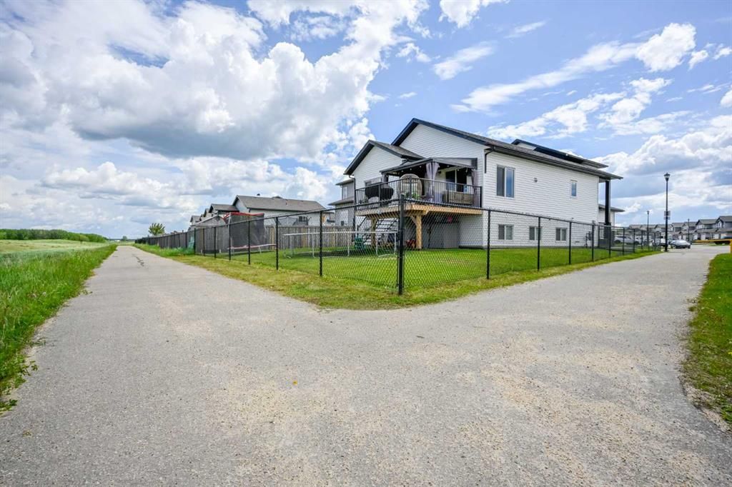 9086 81 Avenue  - Photo 30