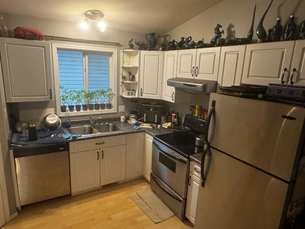6313 88A Street  - Photo 4