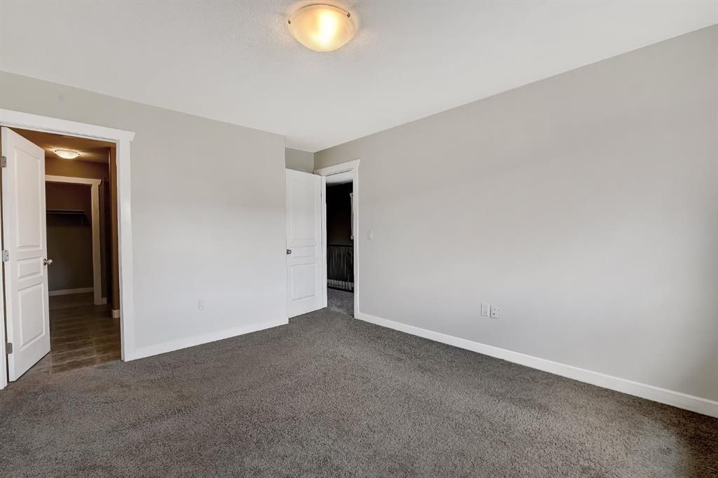 14916 102A Street  - Photo 11