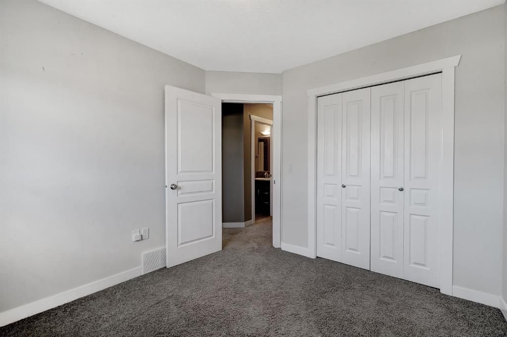 14916 102A Street  - Photo 17