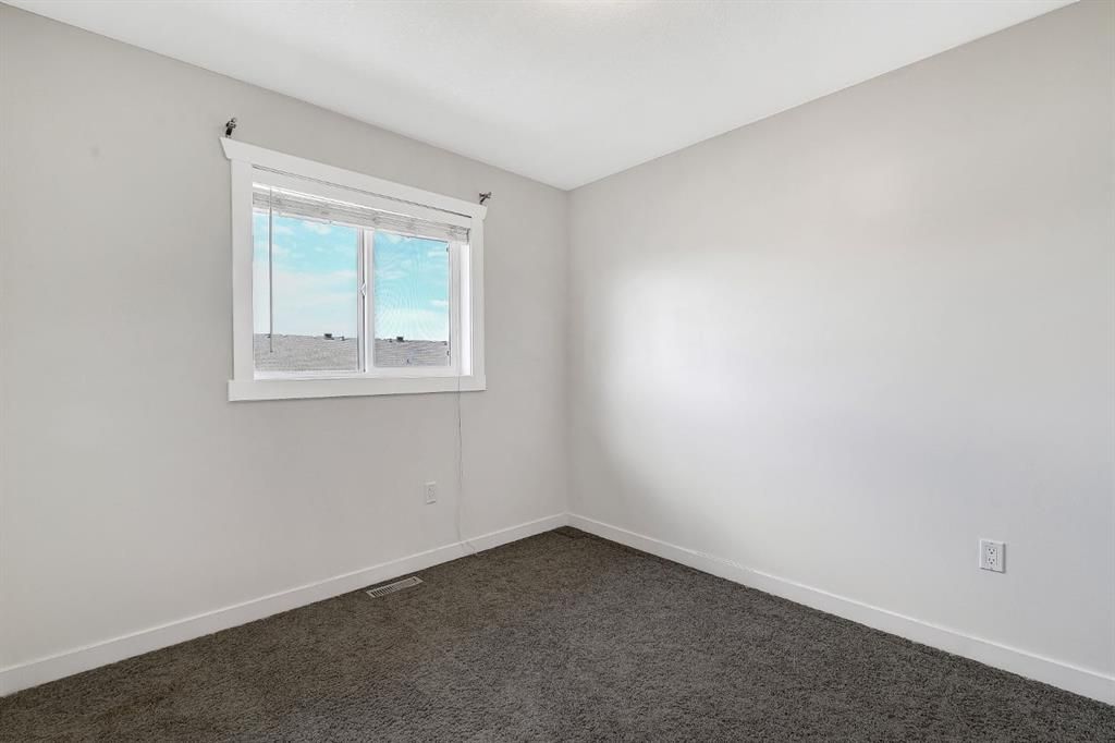 14916 102A Street  - Photo 18
