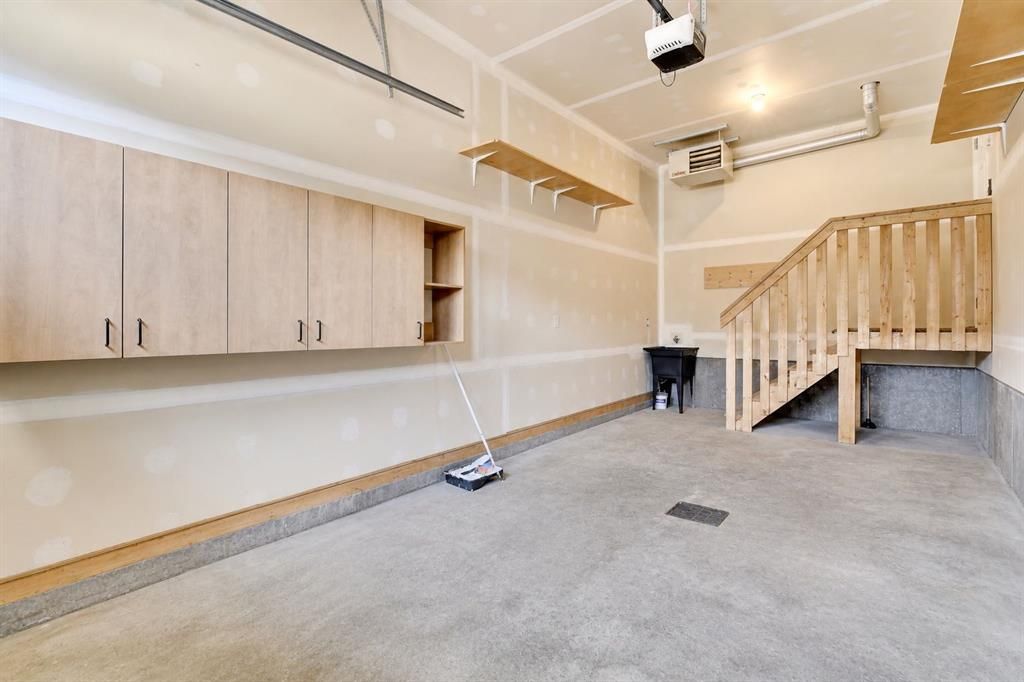 14916 102A Street  - Photo 21