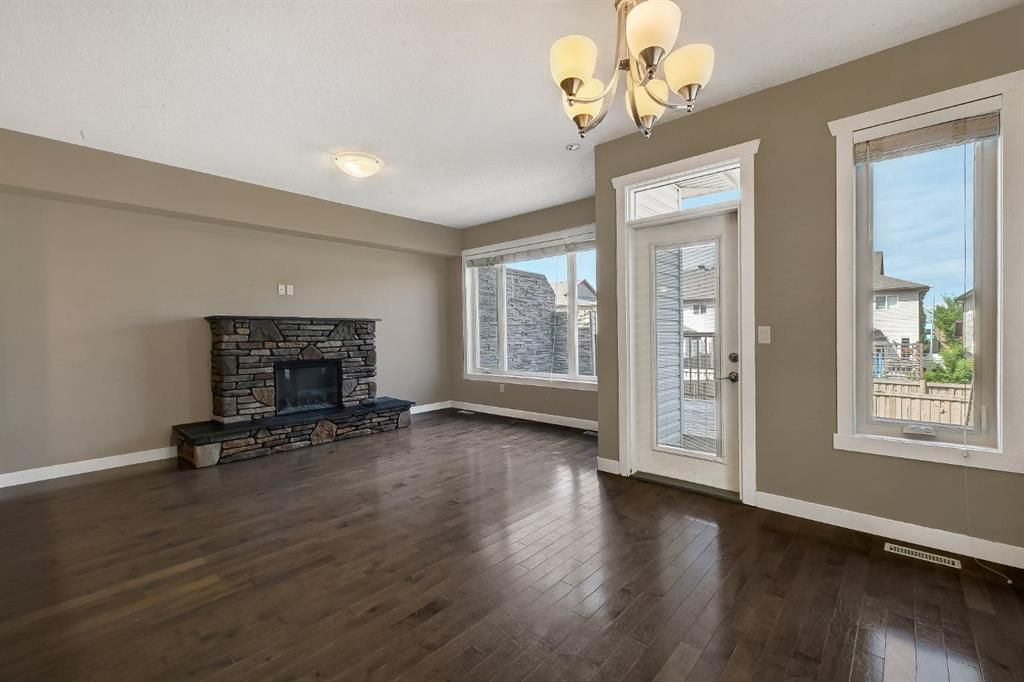14916 102A Street  - Photo 3