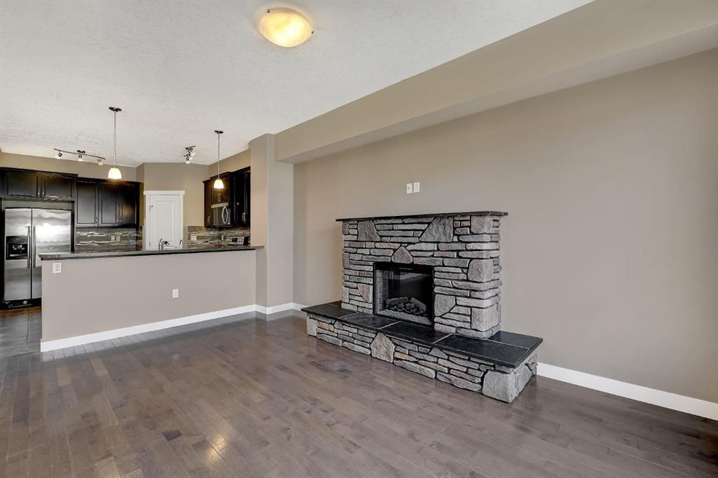 14916 102A Street  - Photo 5