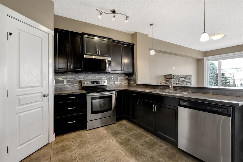14916 102A Street  - Photo 8