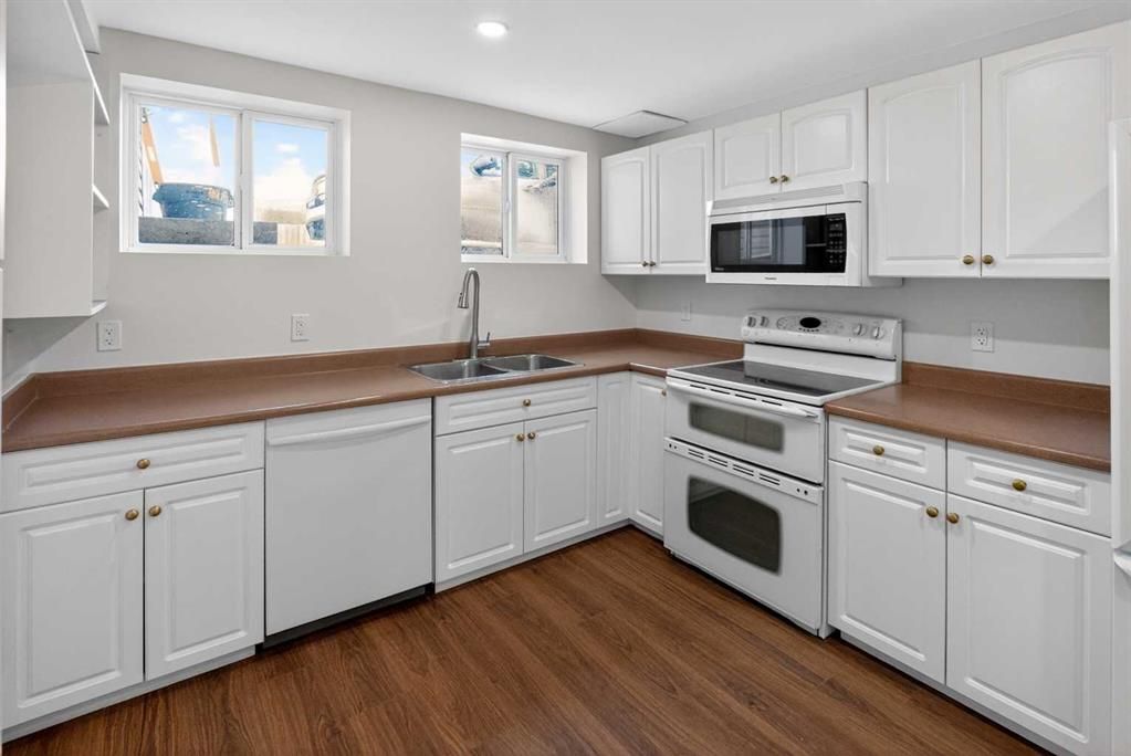 9204 100 Street  - Photo 23
