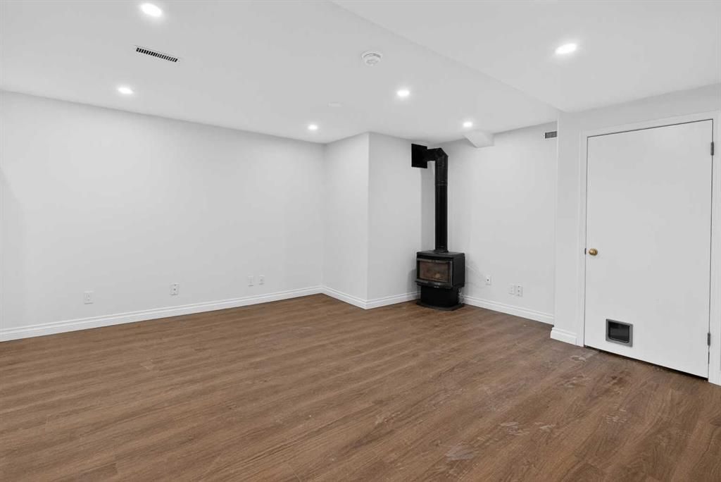 9204 100 Street  - Photo 25