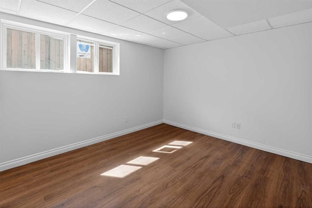 9204 100 Street  - Photo 28