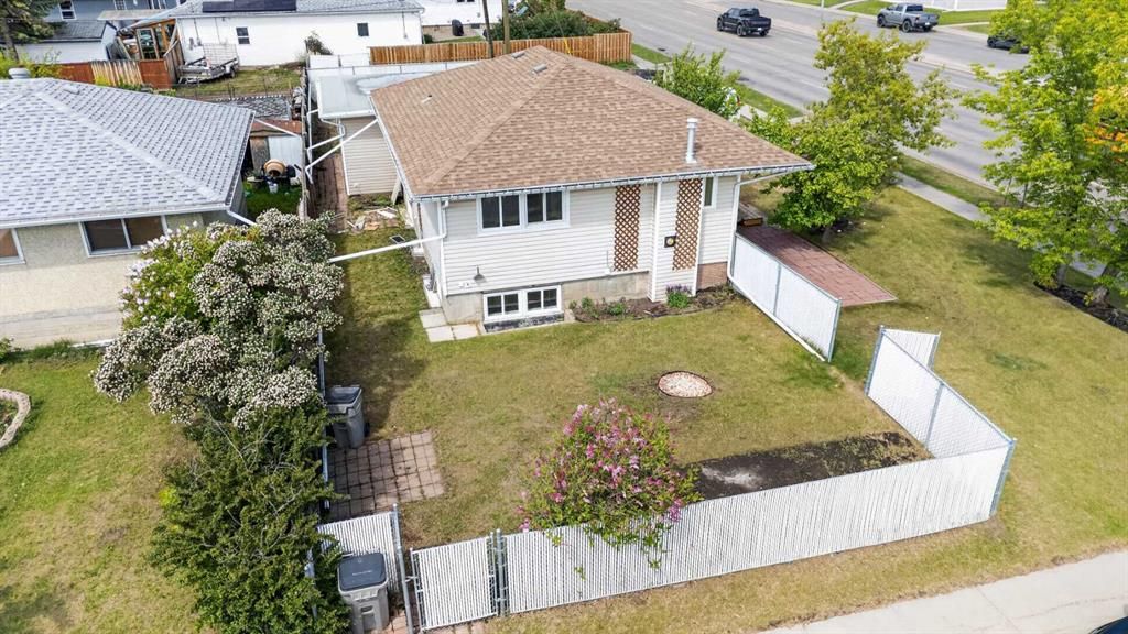 9204 100 Street  - Photo 30