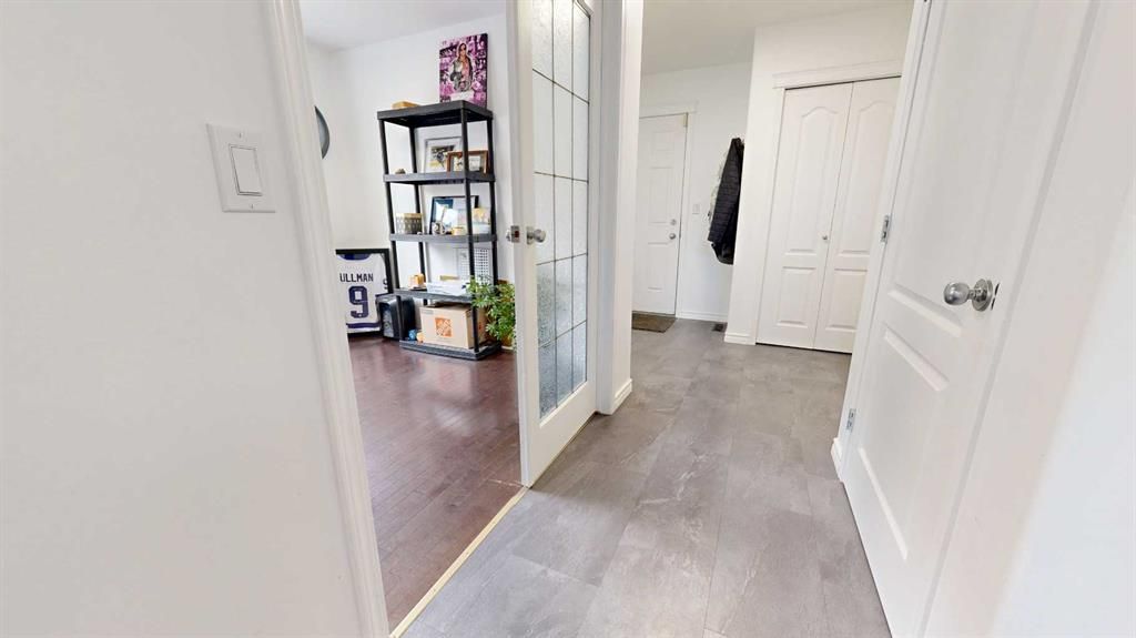 10233 Landing Drive  - Photo 16