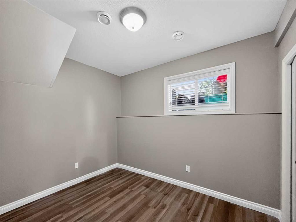 10256 85 Street  - Photo 24