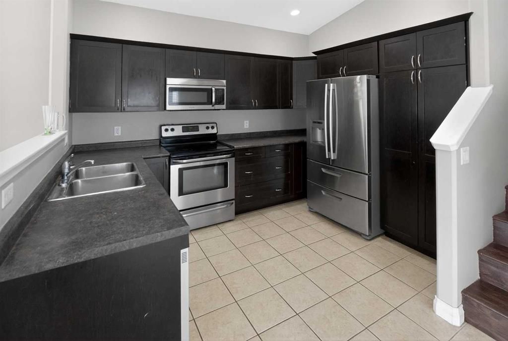 10256 85 Street  - Photo 5