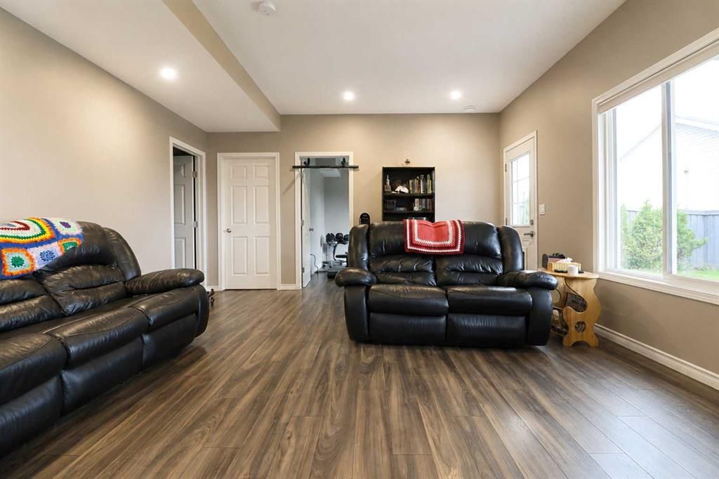 10203 93 Avenue   - Photo 25