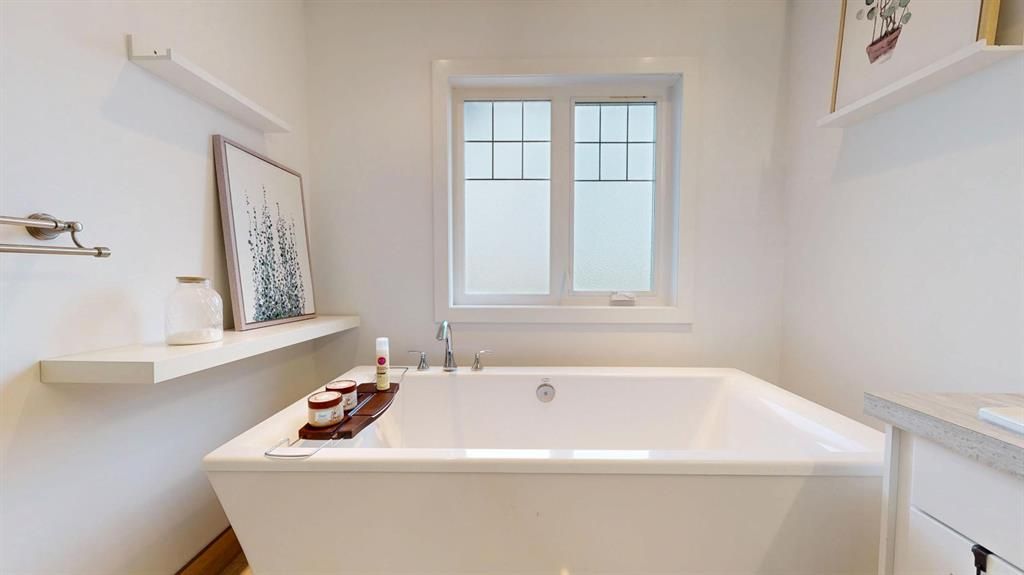 7438 91 Street  - Photo 21