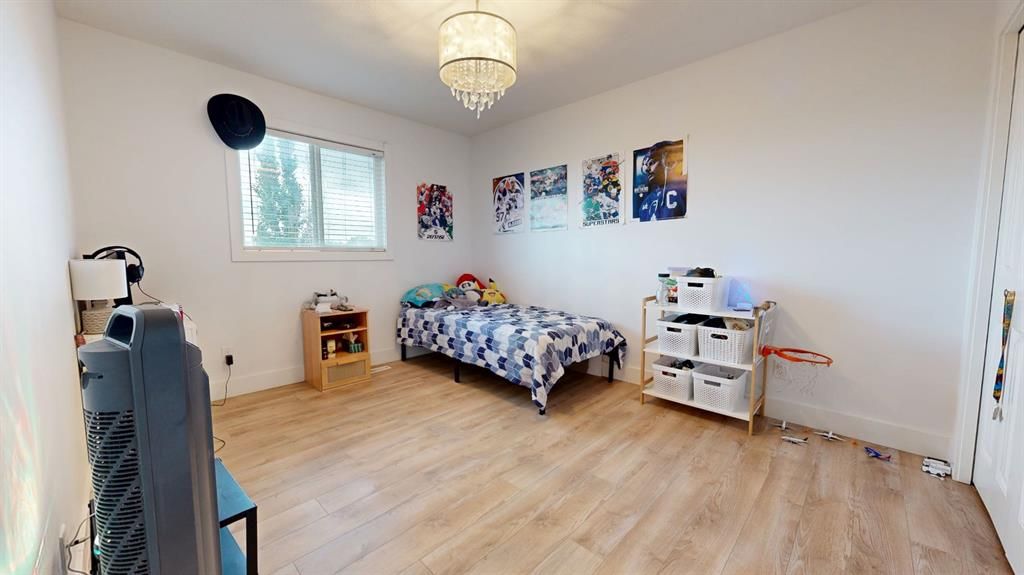 7438 91 Street  - Photo 24