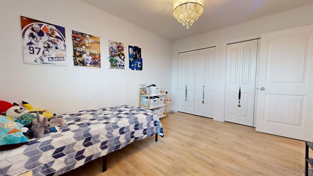 7438 91 Street  - Photo 26