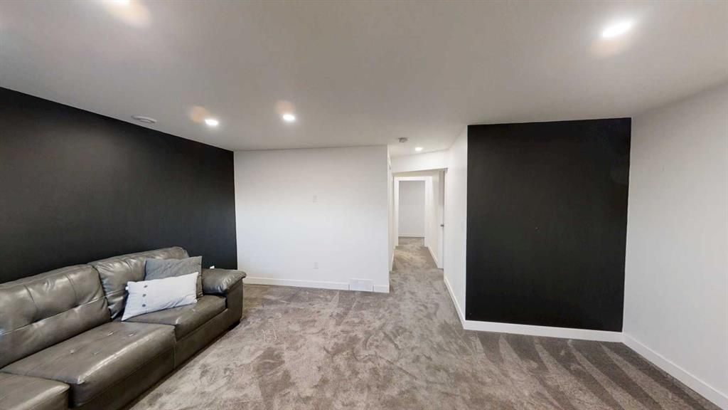 8758 72 Avenue  - Photo 18