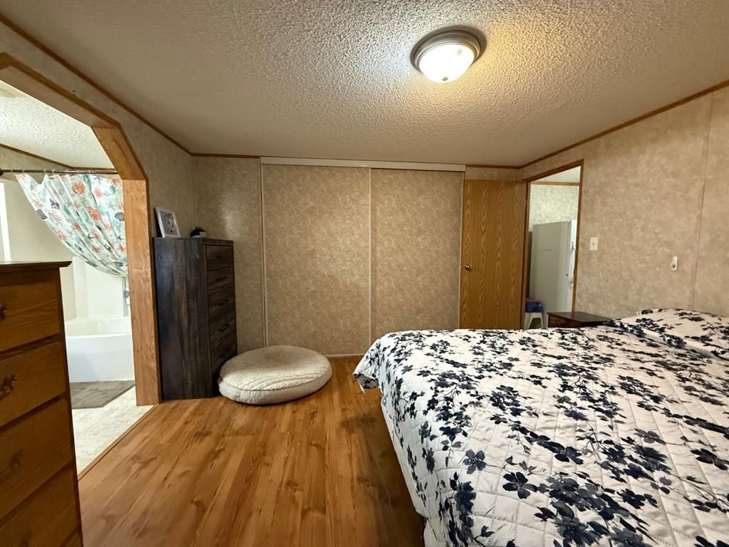 9005 90 Avenue  - Photo 20