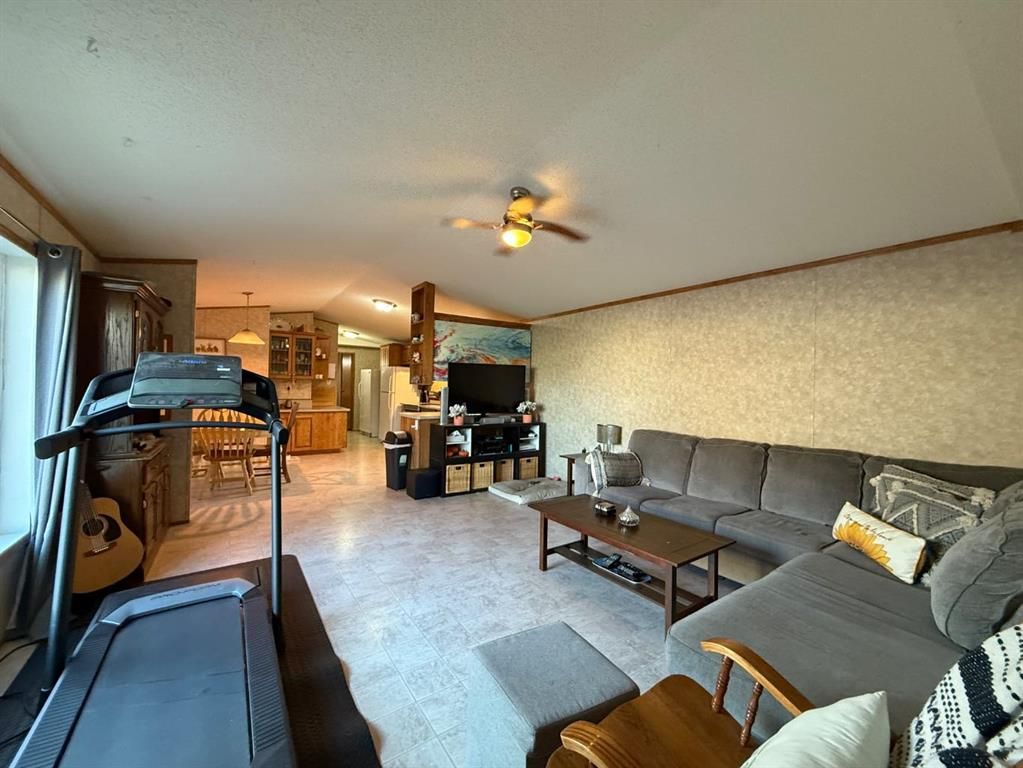 9005 90 Avenue  - Photo 9