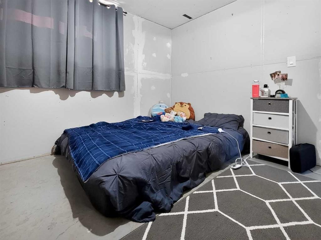 9704 94 Avenue  - Photo 33