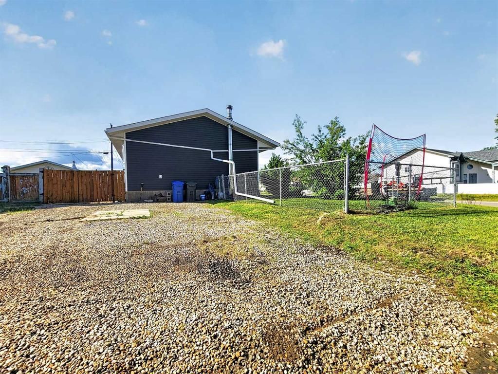 9704 94 Avenue  - Photo 41