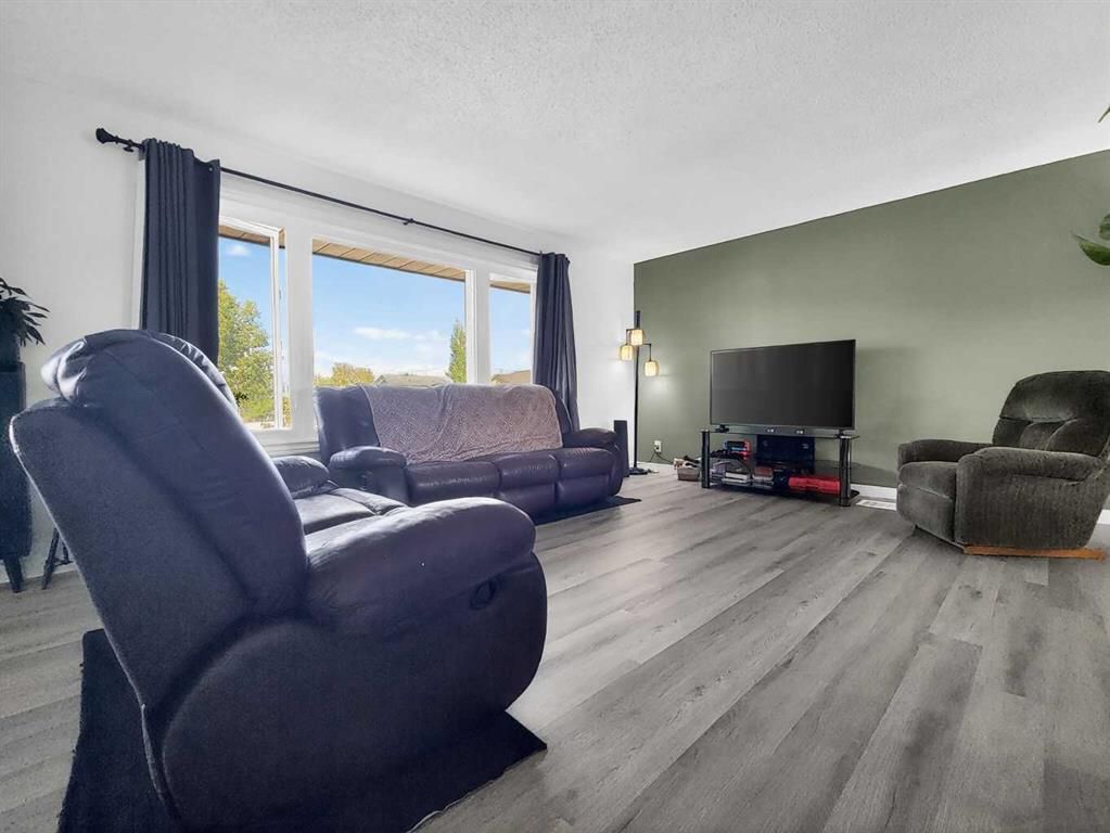 9704 94 Avenue  - Photo 8