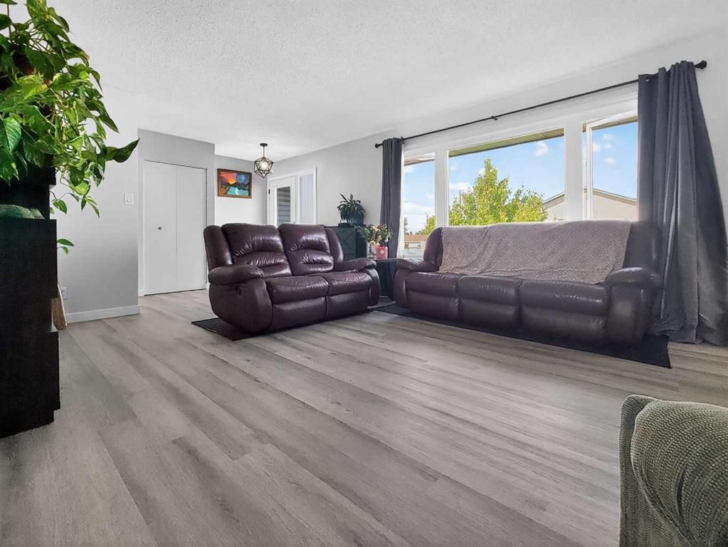 9704 94 Avenue  - Photo 9