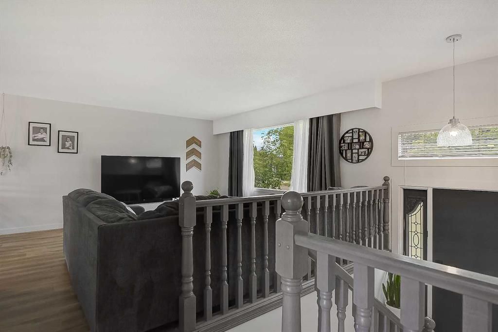 11219 92B Street  - Photo 11