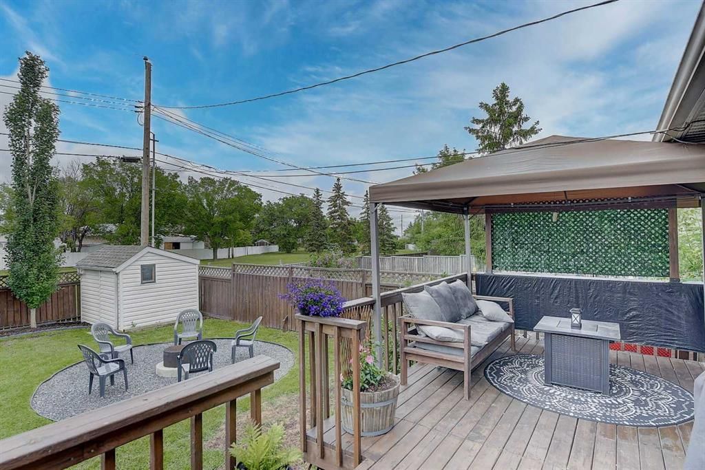11219 92B Street  - Photo 8