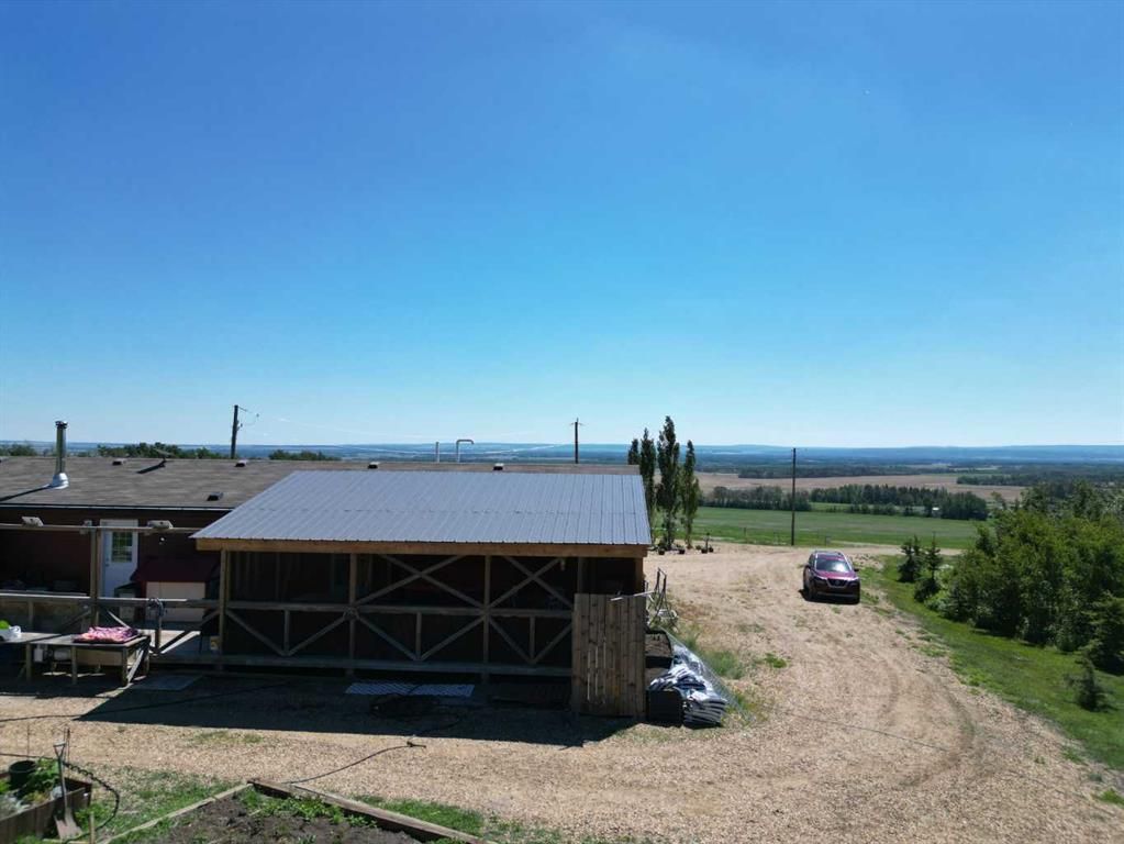 63072 Township Road 733.3   - Photo 30